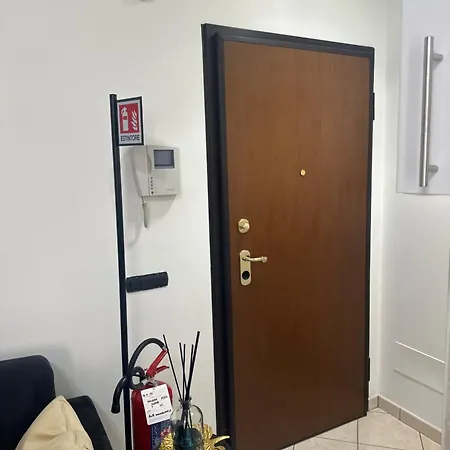 Montecarlo House Vacation Appartement Luino