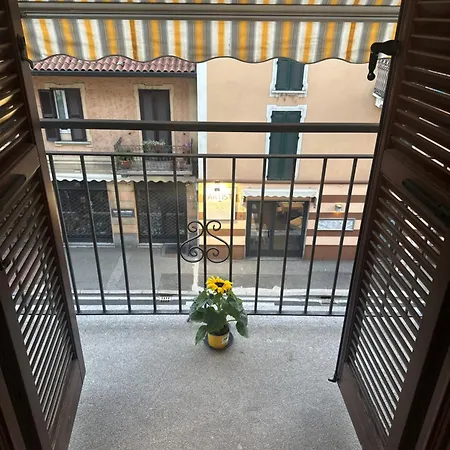 Montecarlo House Vacation Appartement